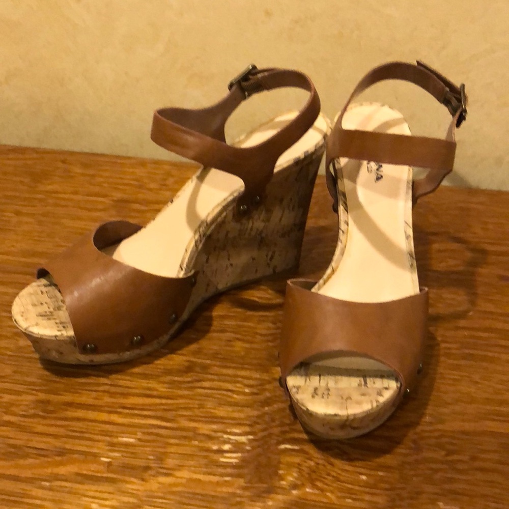 Arizona Jeans AZ Lucy, Tan, size 8 Medium